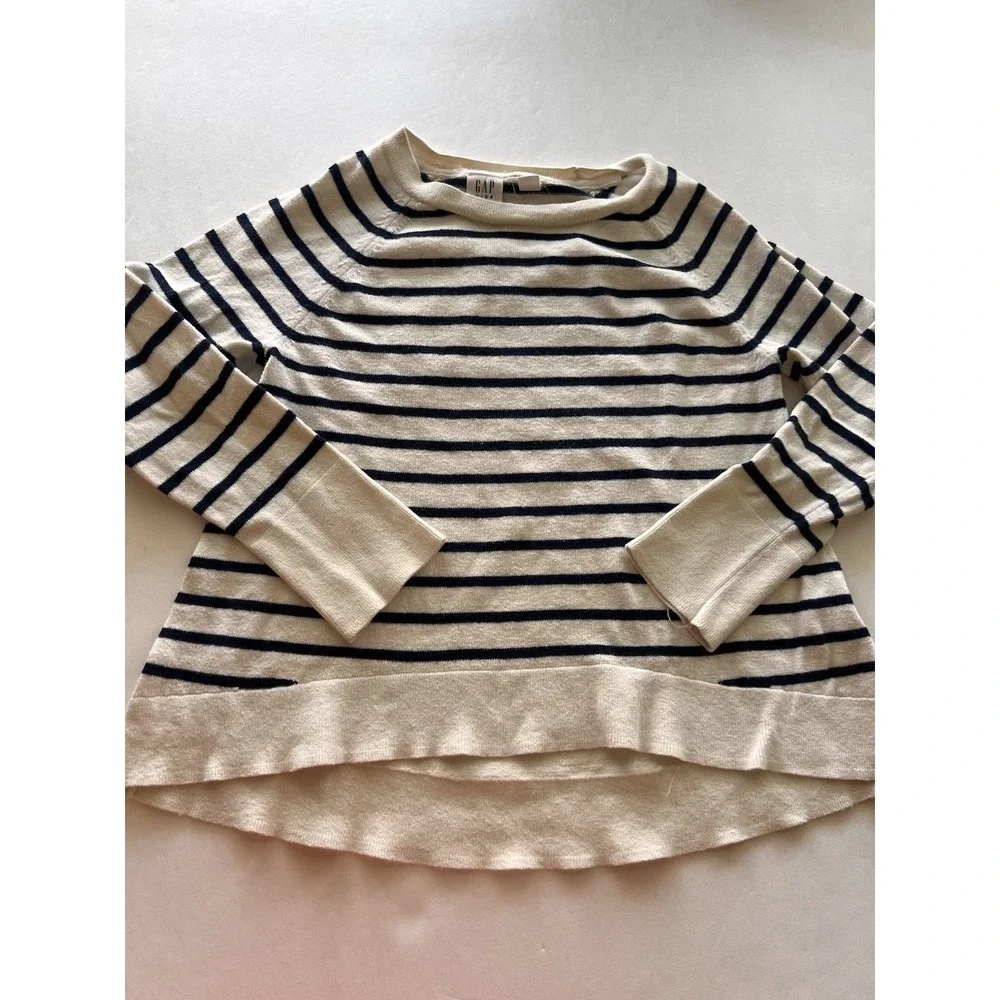 GAP, CAT & JACK Girls Size 6 - 6X Shirts Set Of 3 Tops Long Sleeve Wardrobe Lot